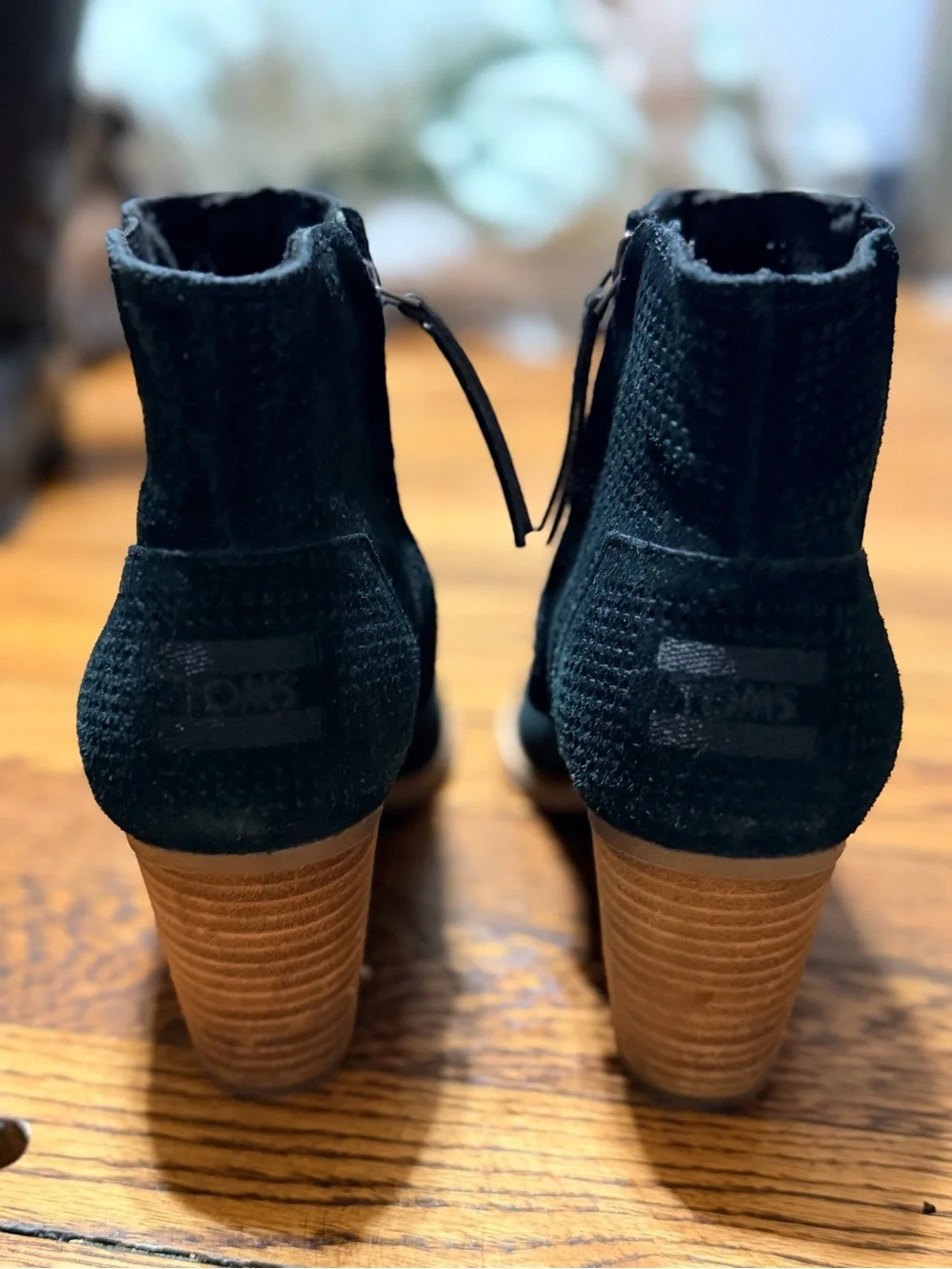 TOMS Majorca Black Suede Perforated Peep Toe Block Heel Booties Women’s 8